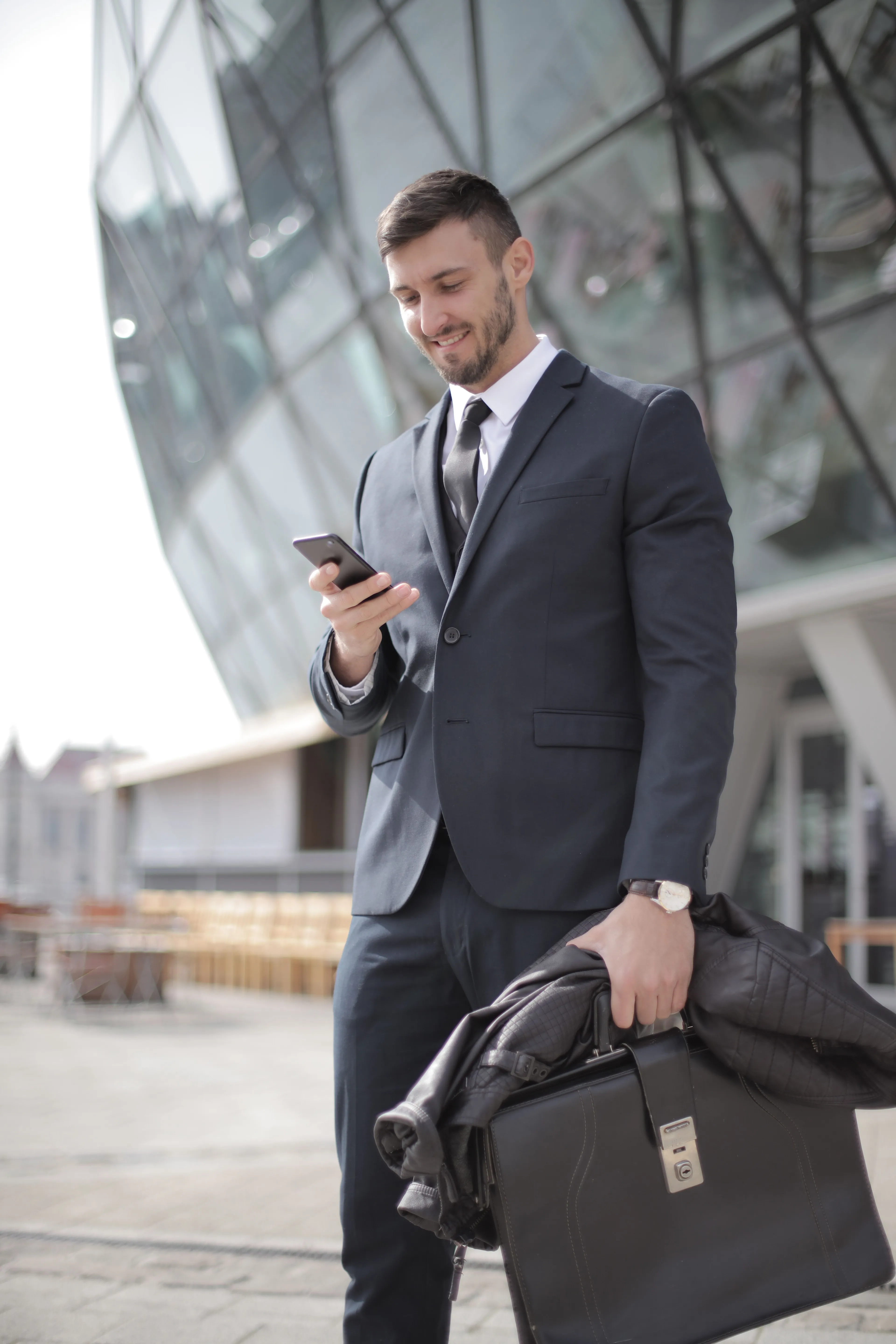 Best Business eSIM for International Travel 2026: Remote Team Data Plans