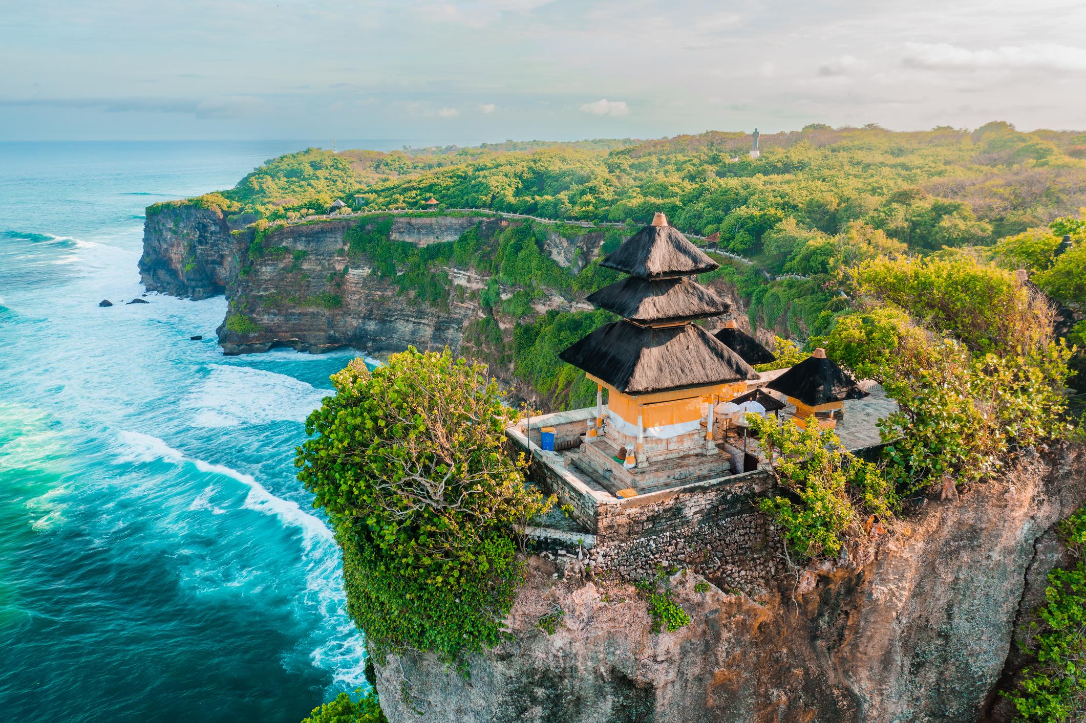 Best eSIM Tips for Indonesia First-Time Visitors: Complete Travel Guide